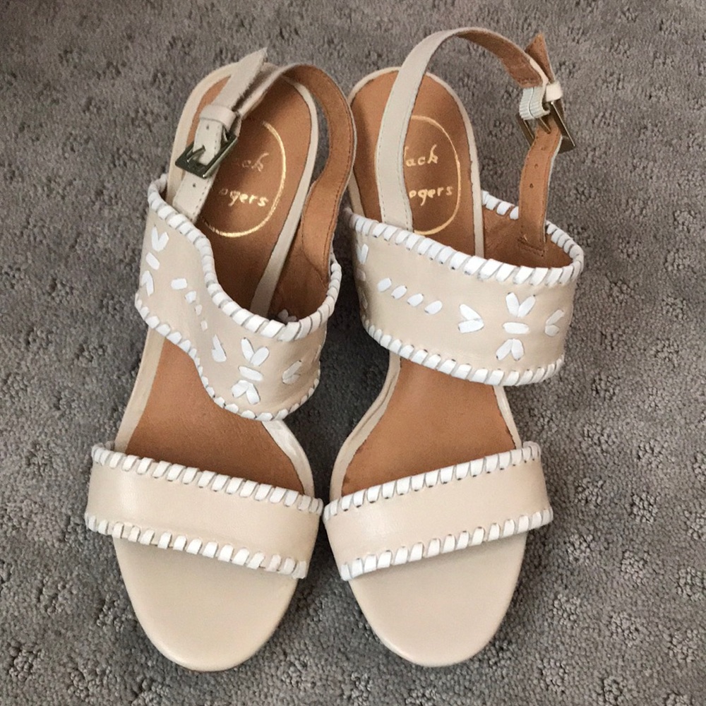 NWOB Jack Rogers Vanessa Wedge bone/white
